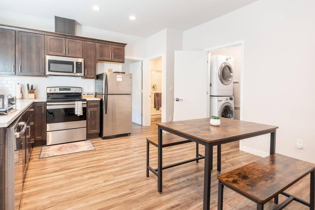 Walkable Apt Next To Restaurants, Bars, And Shops! 포틀랜드 외부 사진