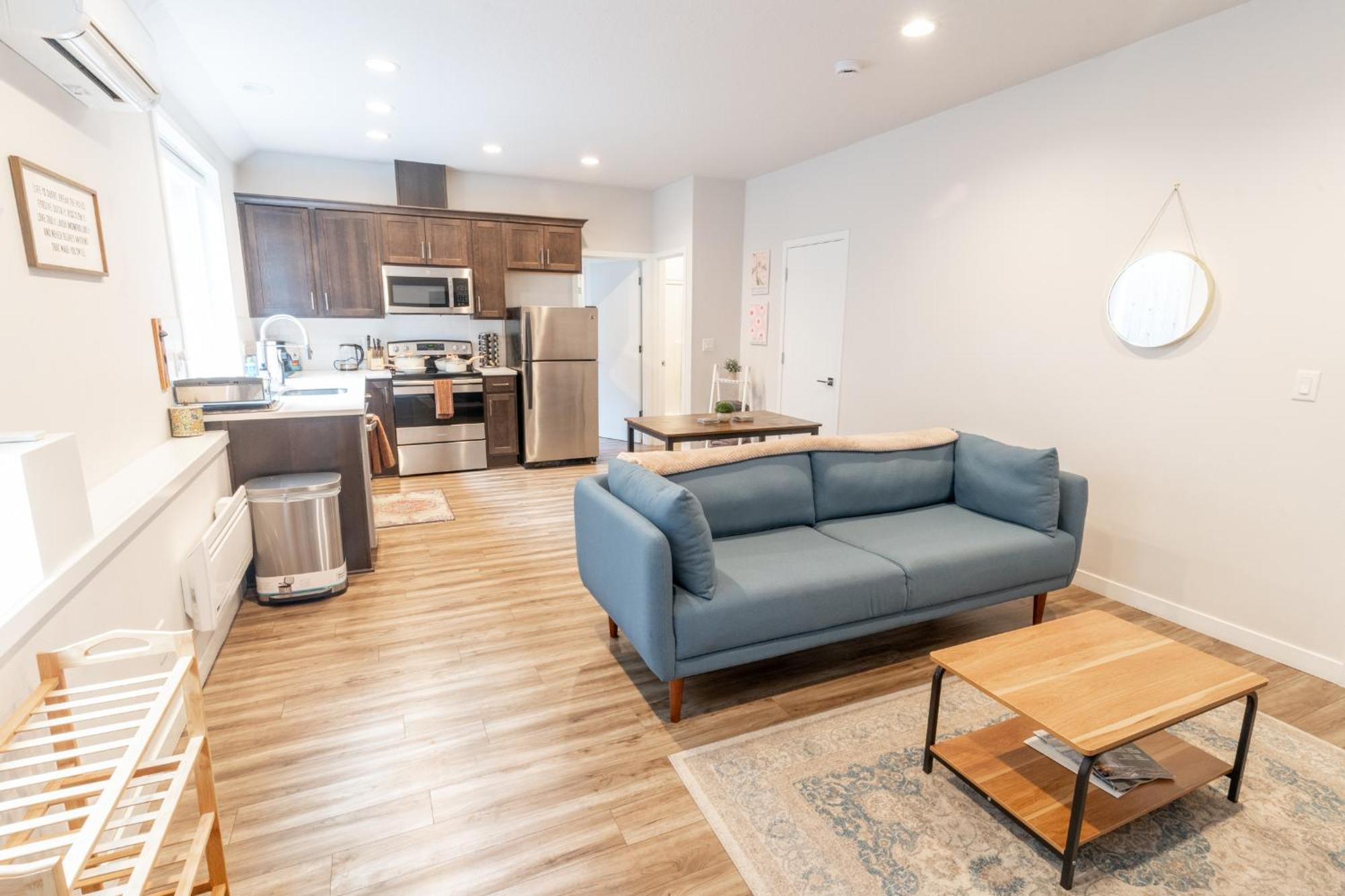Walkable Apt Next To Restaurants, Bars, And Shops! 포틀랜드 외부 사진